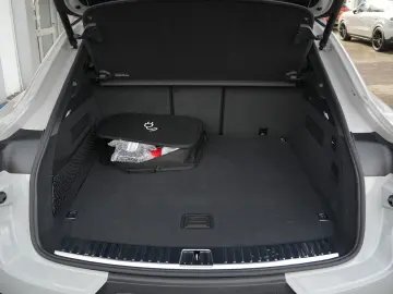 E-Hybrid Coupé ACC-LUFTF-PANO-HD-AHK-HUD-BOSE-RS