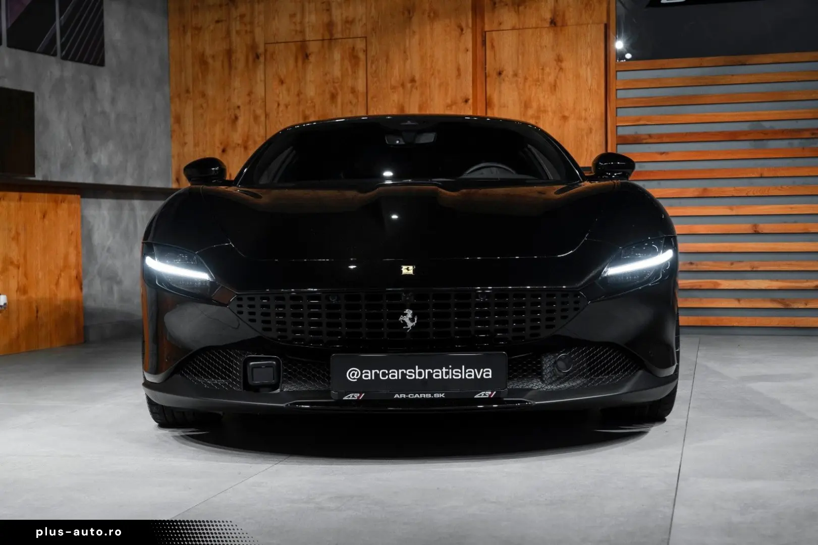 Ferrari  Roma 3.9 T V8 DCT