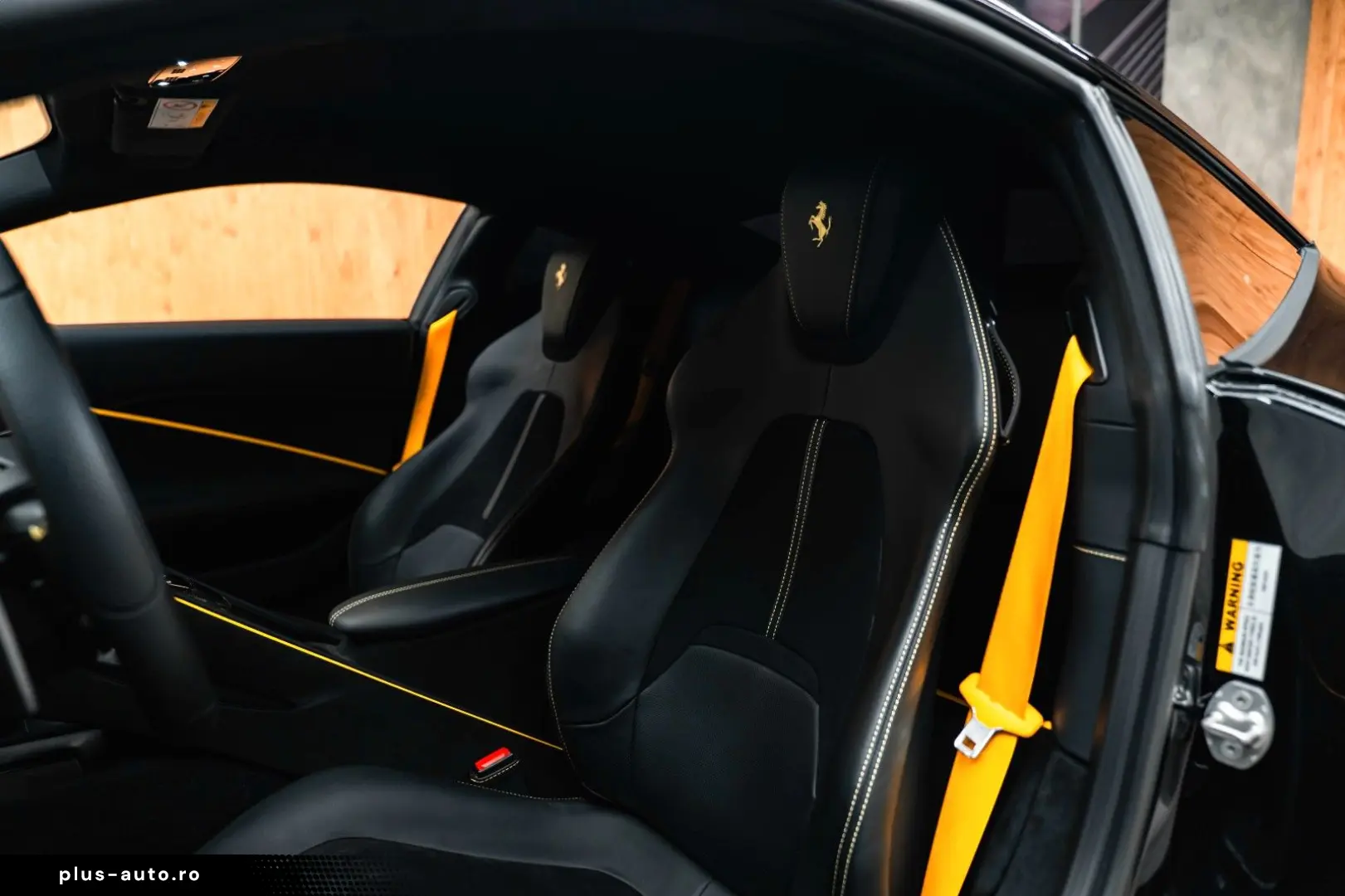 Ferrari  Roma 3.9 T V8 DCT