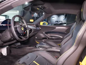 Ferrari SF90 STRADALE