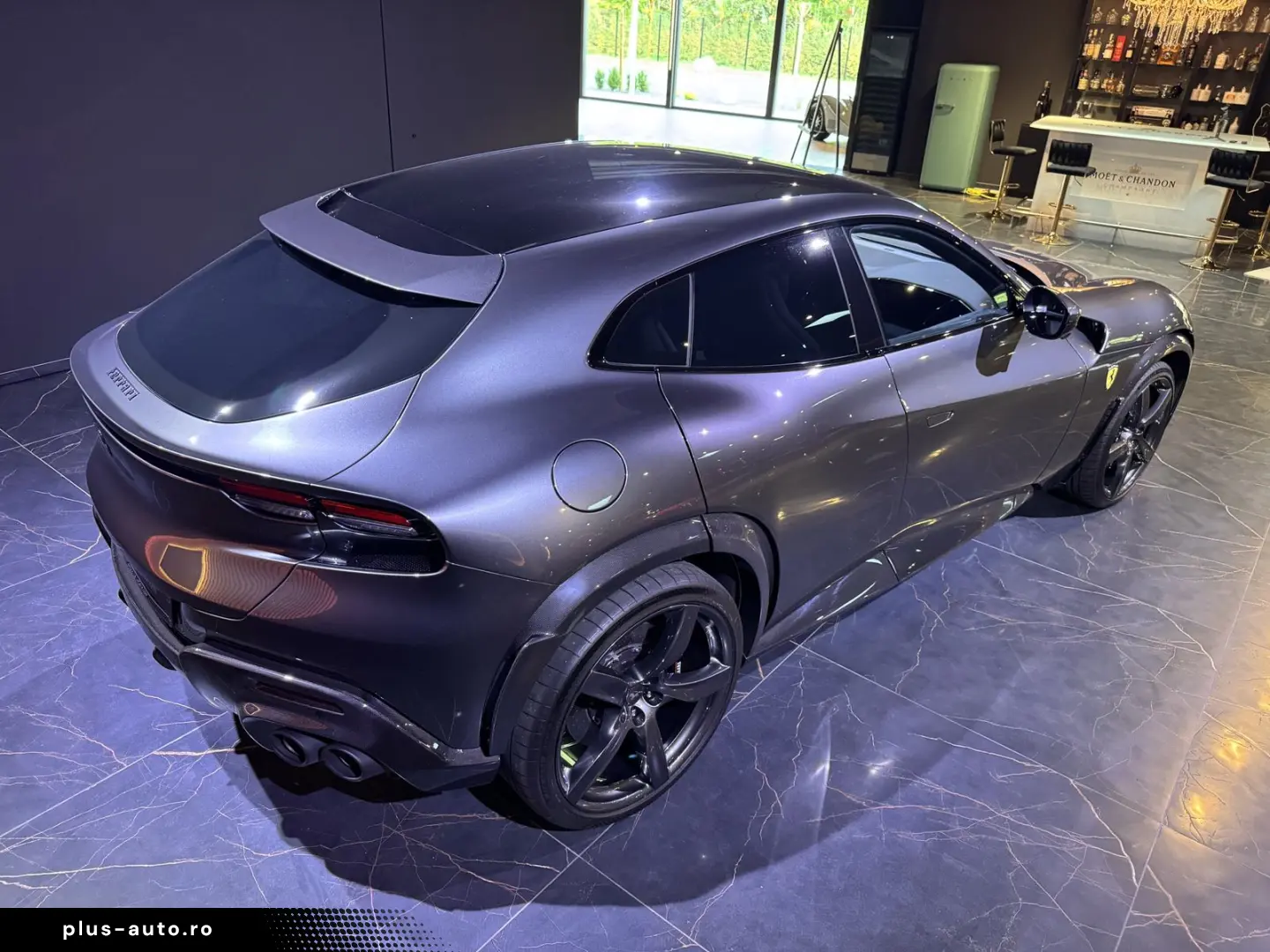 Ferrari  Purosangue Carbon