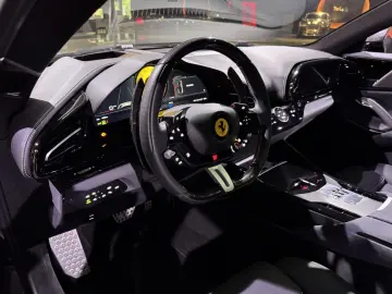 Ferrari  Purosangue Carbon