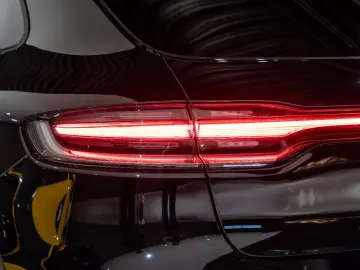 Porsche Macan  SPORT-CHRONO