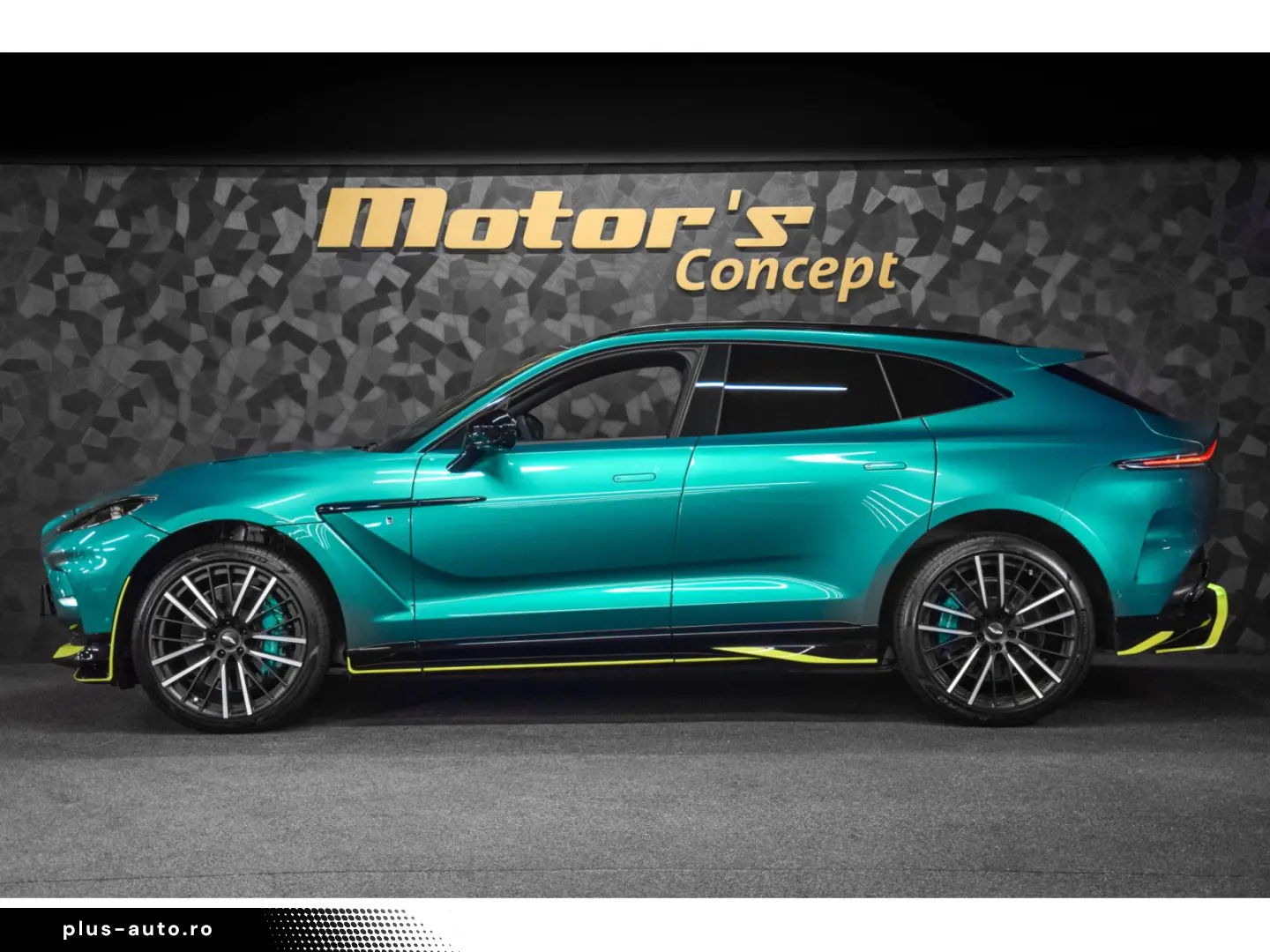 DBX 707 AMR23 4.0 V8 Bi-Turbo