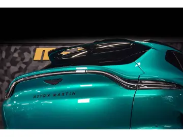 DBX 707 AMR23 4.0 V8 Bi-Turbo