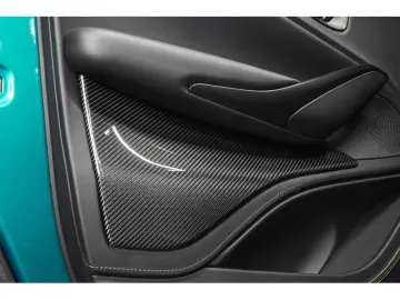 DBX 707 AMR23 4.0 V8 Bi-Turbo