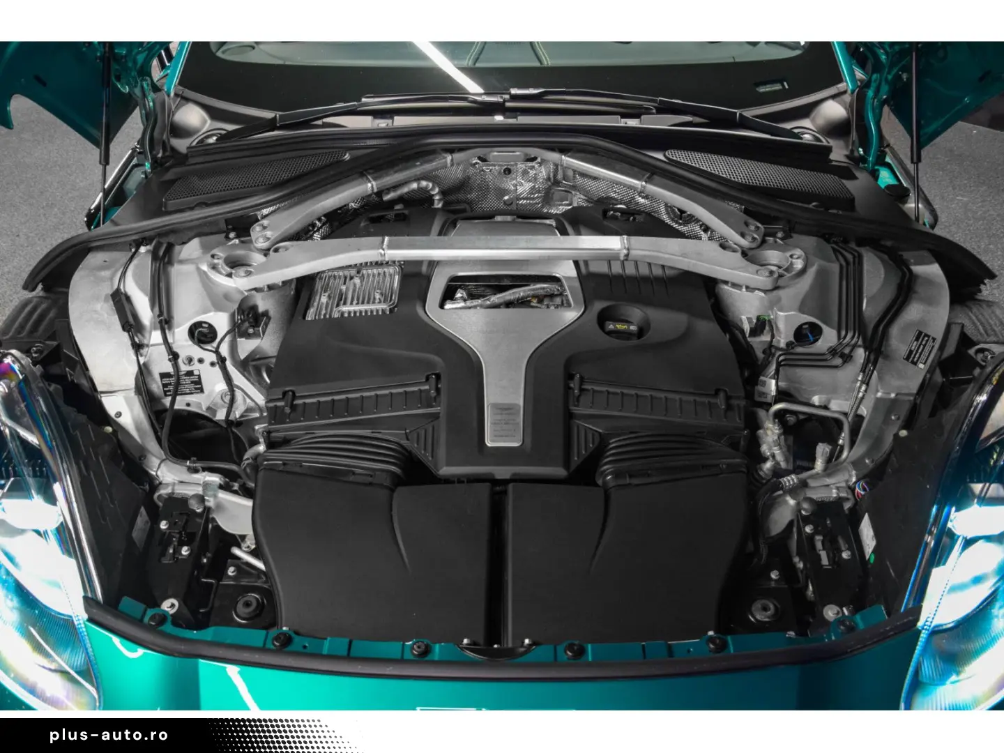 DBX 707 AMR23 4.0 V8 Bi-Turbo