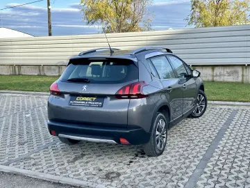 Peugeot 2008  navigatie  142.000 km  garantie  rate