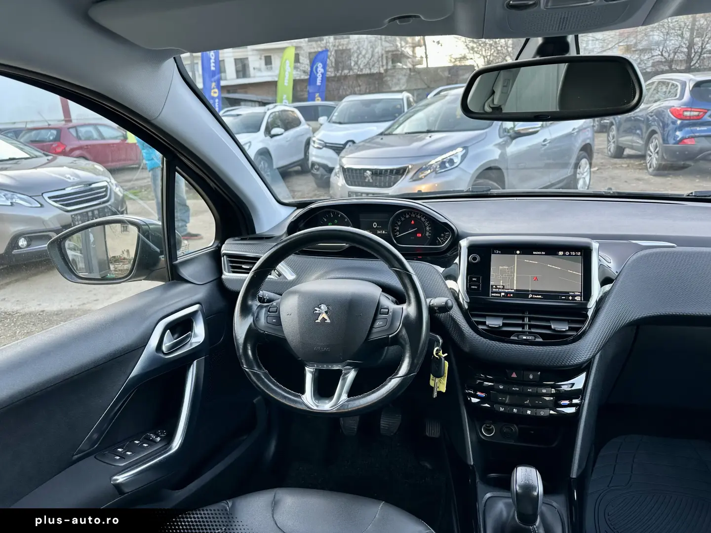 Peugeot 2008  navigatie  142.000 km  garantie  rate