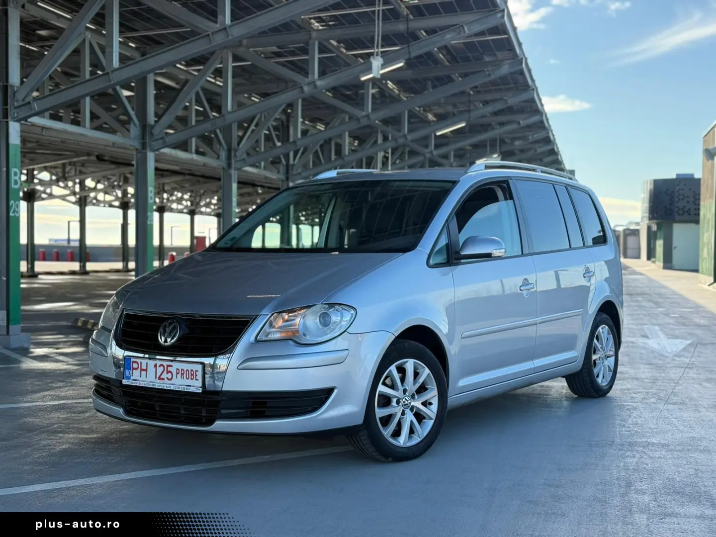 VOLKSWAGEN TOURAN 1.4 TSI