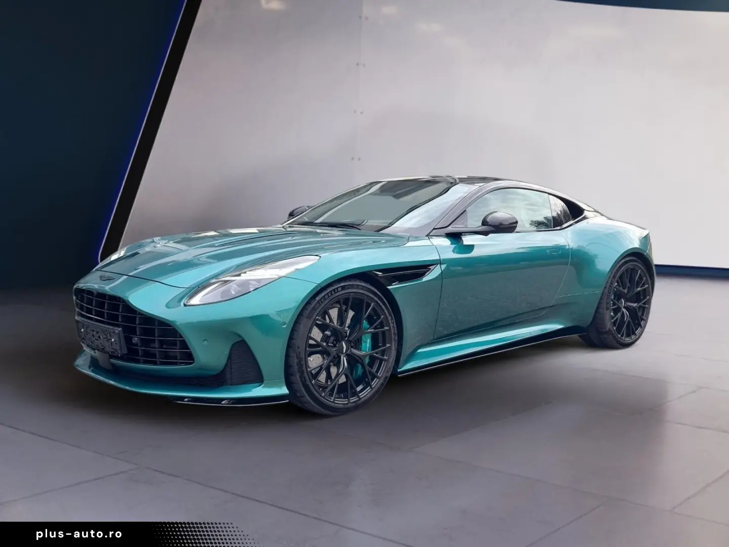 DB12 CeramicBrakes B&W SeatVentilation