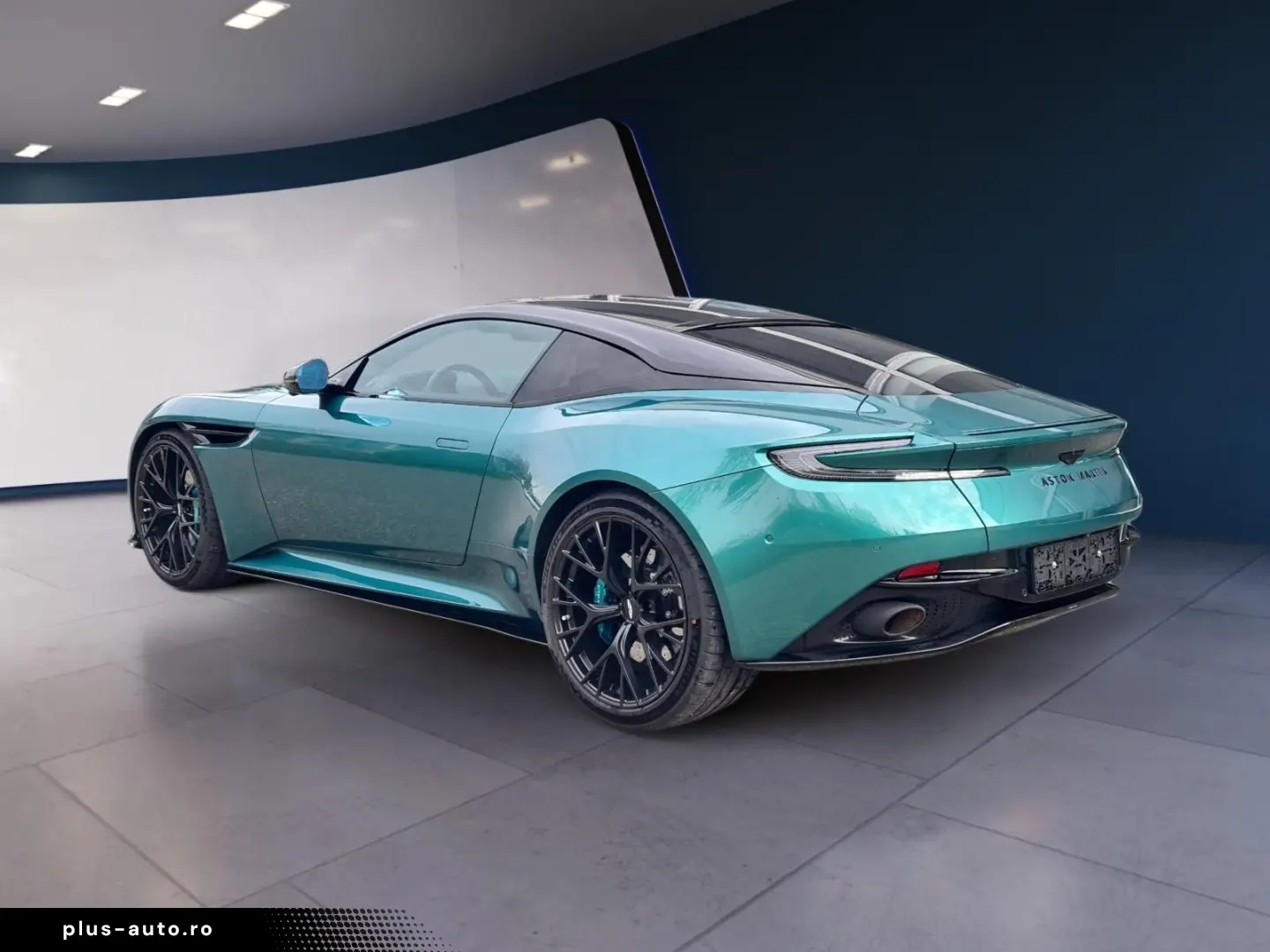 DB12 CeramicBrakes B&W SeatVentilation