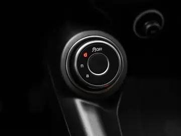 Tonale 1.3T PHEV Ti 280PK AWD CarPlay ECC ACC Ca