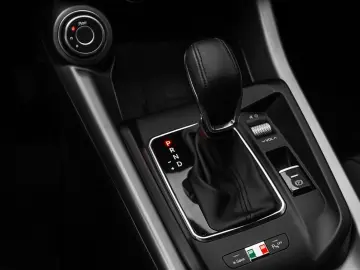 Tonale 1.3T PHEV Ti 280PK AWD CarPlay ECC ACC Ca