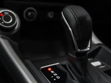 Tonale 1.3T PHEV Ti 280PK AWD CarPlay ECC ACC Ca