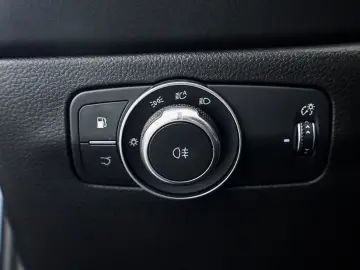 Tonale 1.3T PHEV Ti 280PK AWD CarPlay ECC ACC Ca