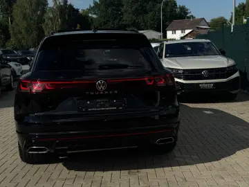 Touareg 3.0 TDI 4Motion R-Line IQ PANO AIR STHZG