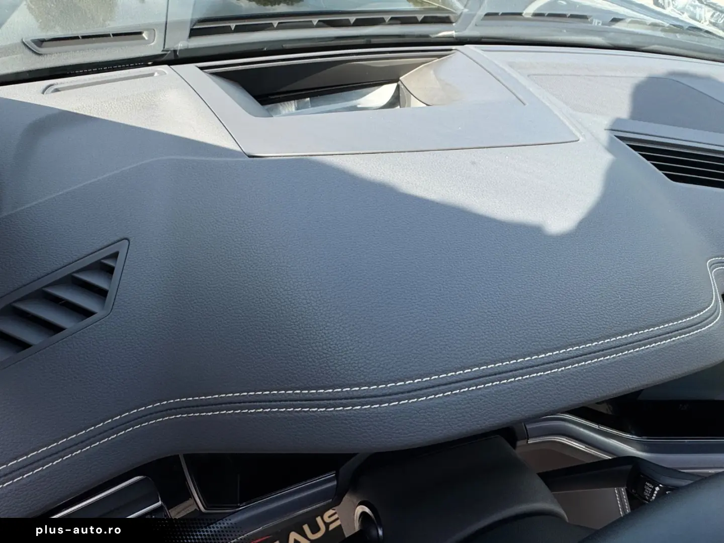 Touareg 3.0 TDI 4Motion R-Line IQ PANO AIR STHZG