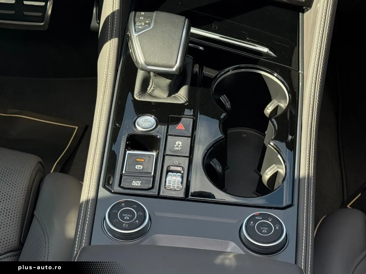 Touareg 3.0 TDI 4Motion R-Line IQ PANO AIR STHZG