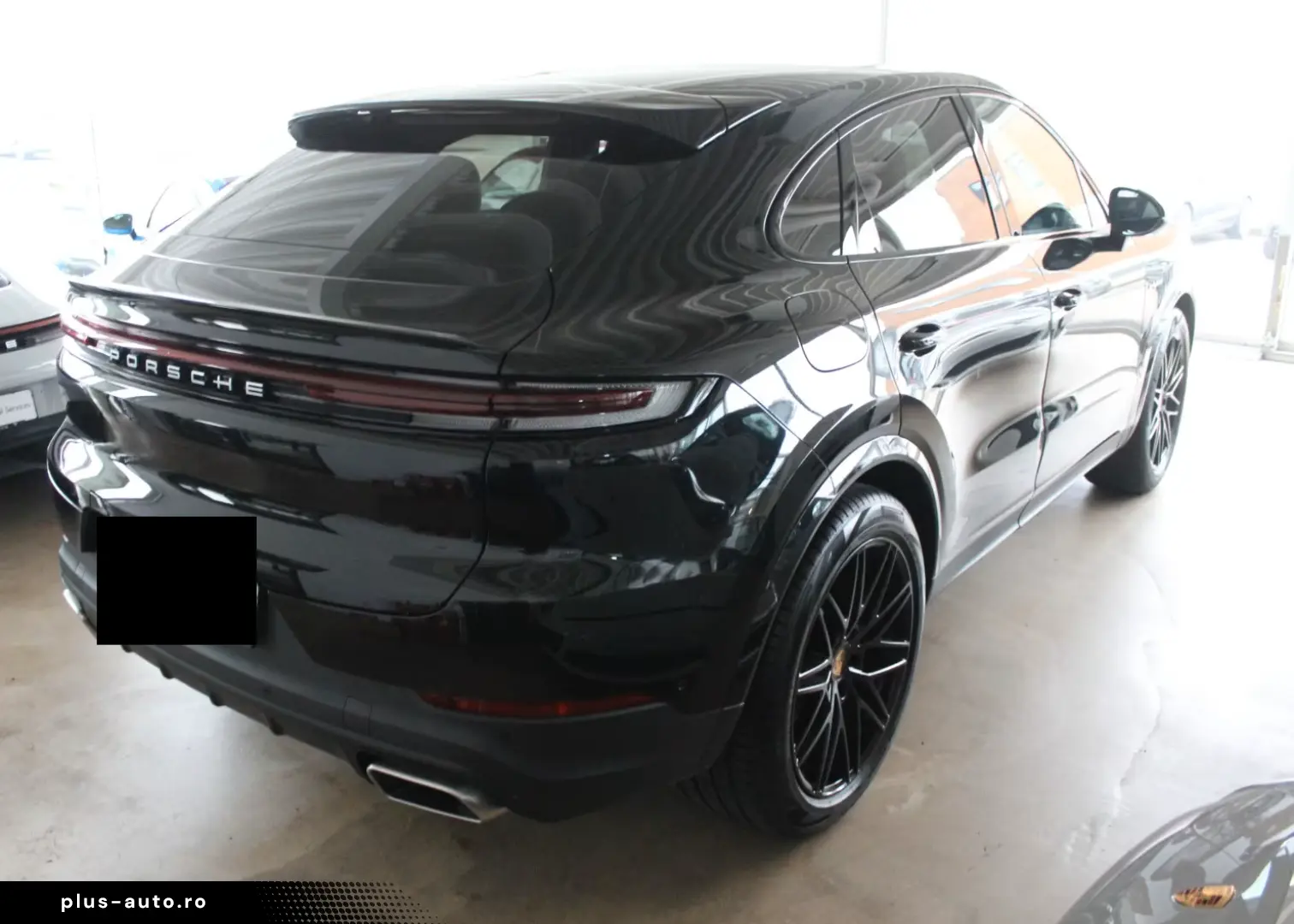 Porsche Cayenne Coupe E-Hybrid ACC Matrix BOSE