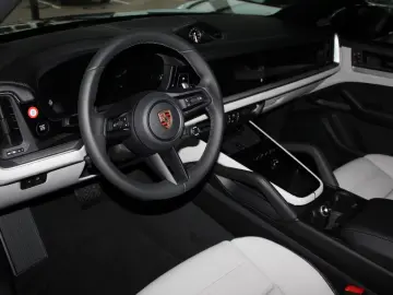 Porsche Cayenne Coupe E-Hybrid ACC Matrix BOSE