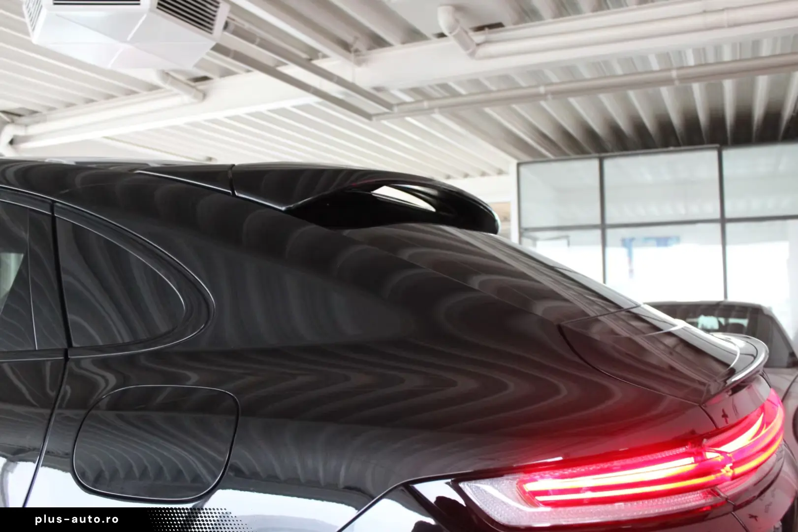 Porsche Cayenne Coupe E-Hybrid ACC Matrix BOSE