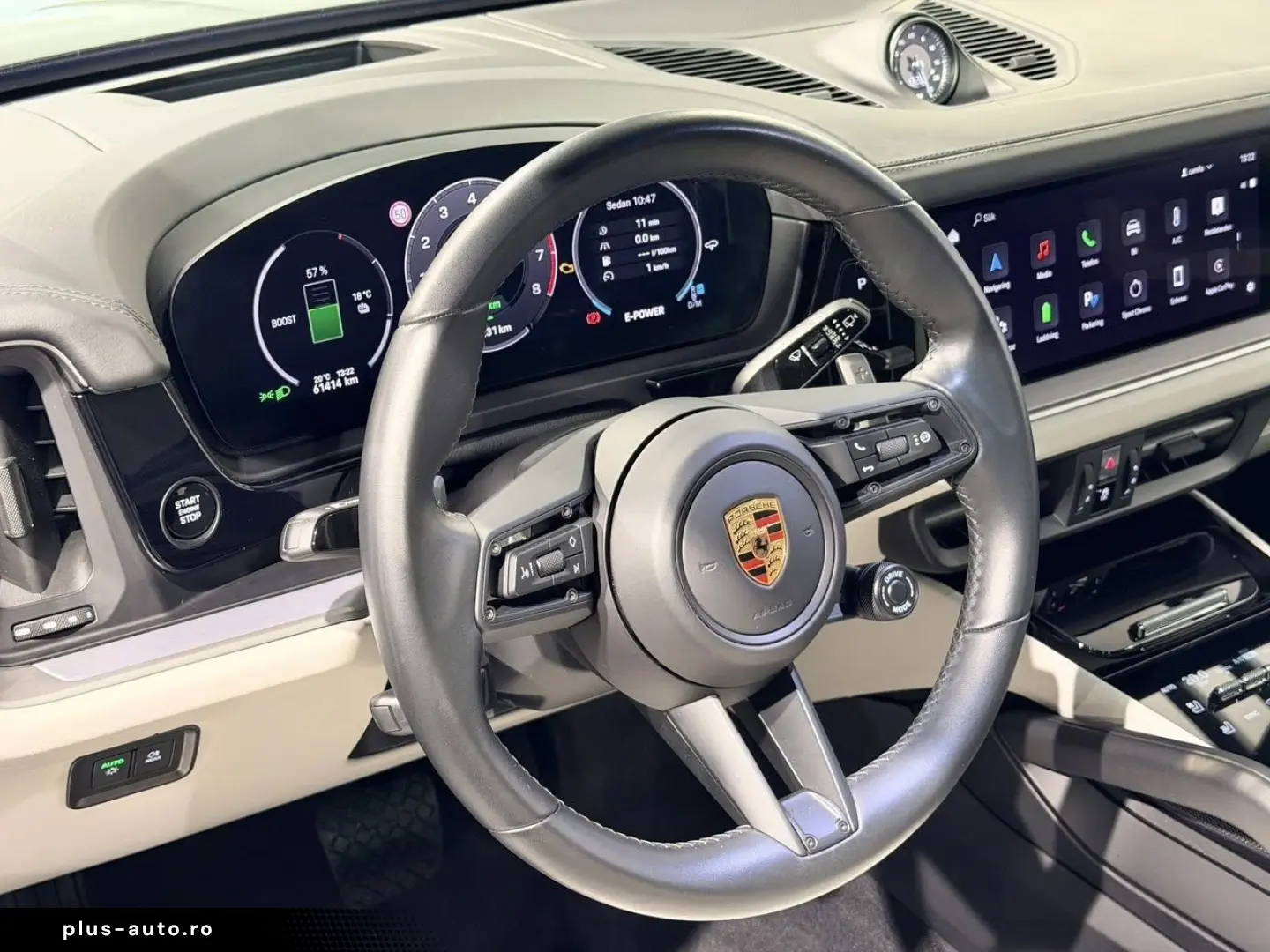 Cayenne E-Hybrid 470hp Pano HUD Pass-display VAT