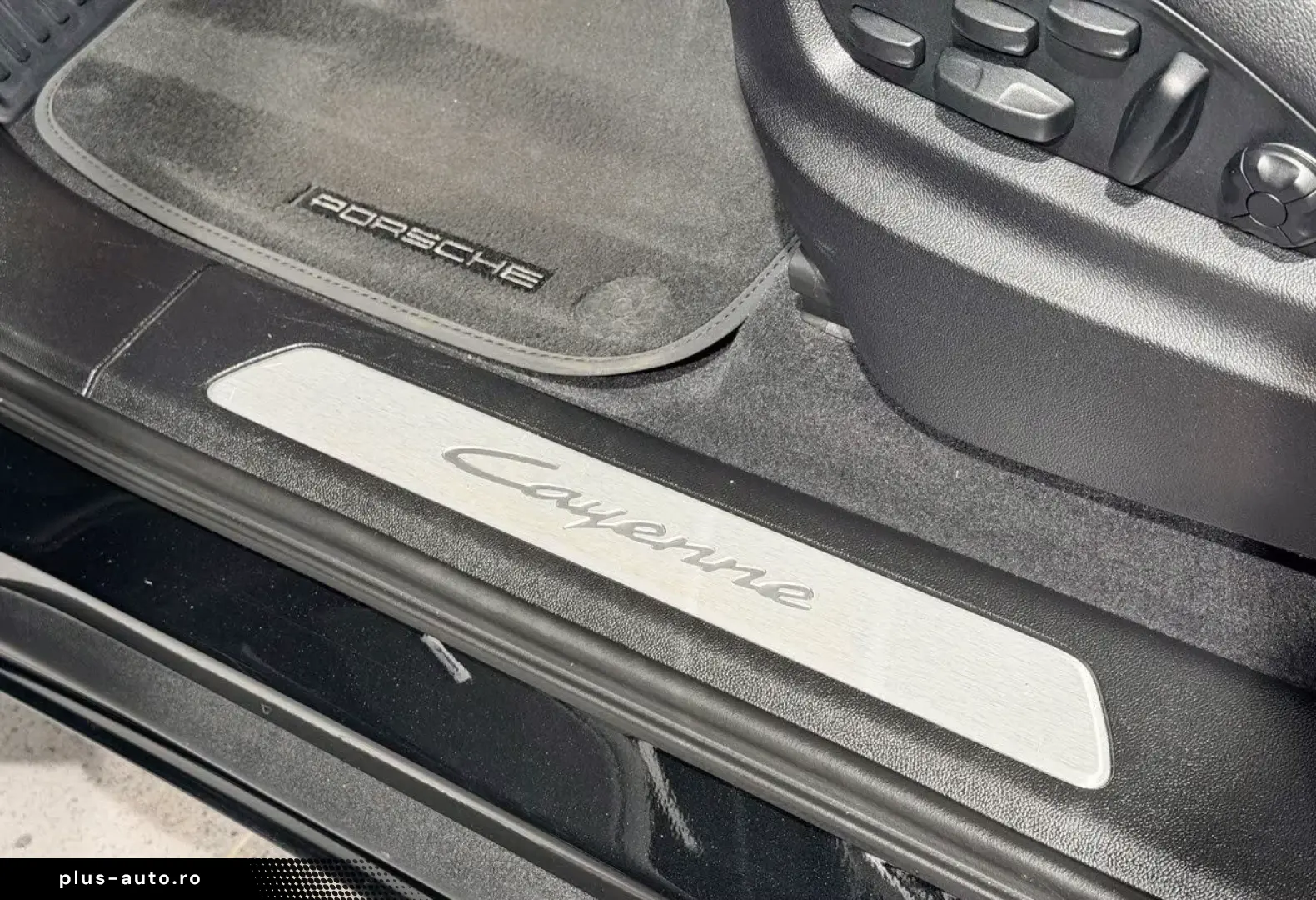 Cayenne E-Hybrid 470hp Pano HUD Pass-display VAT