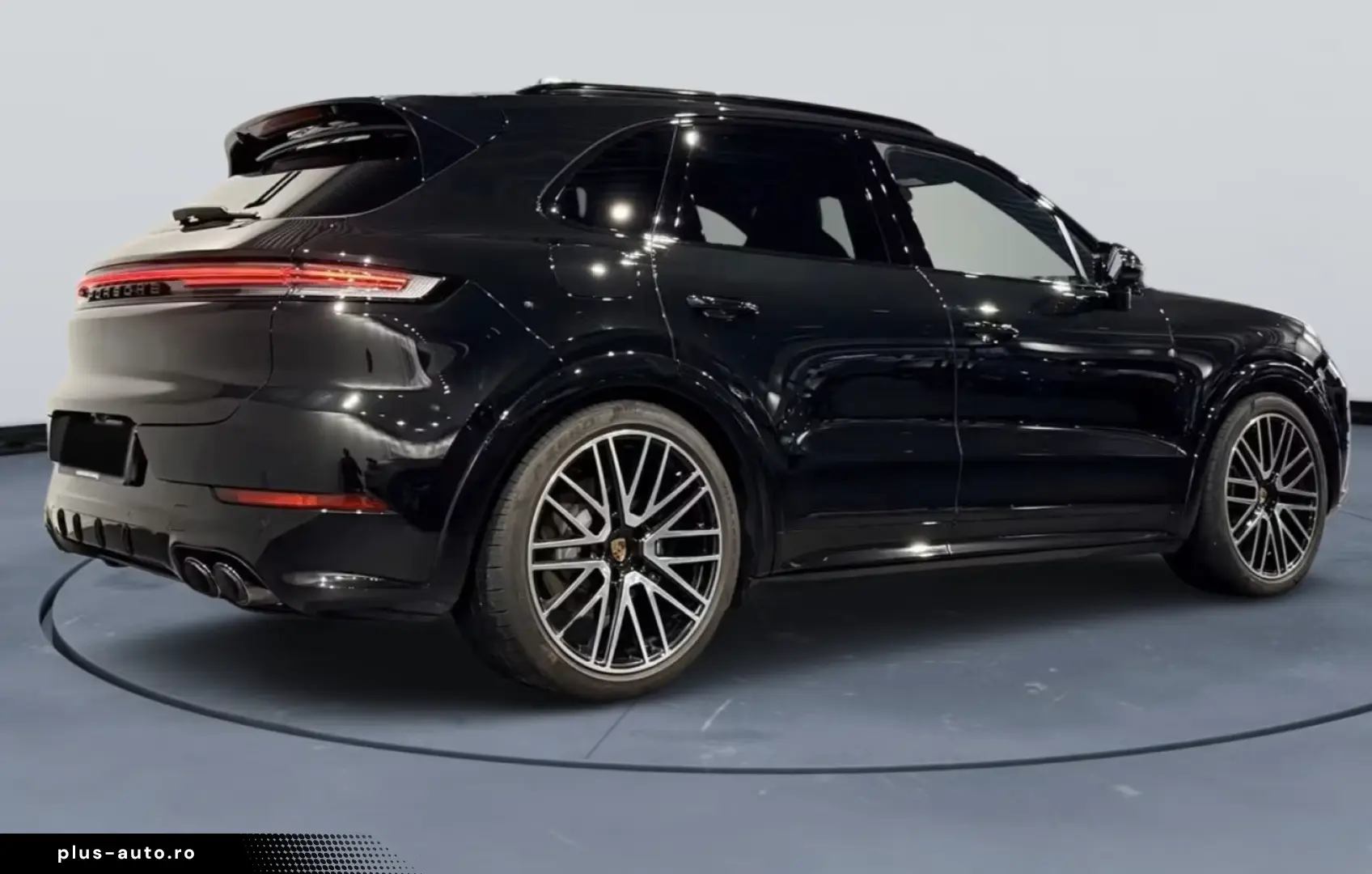 Cayenne E-Hybrid 470hp Pano HUD Pass-display VAT