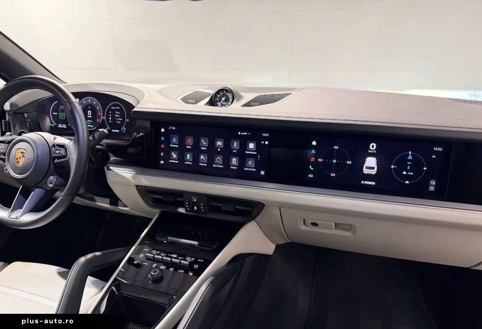 Cayenne E-Hybrid 470hp Pano HUD Pass-display VAT