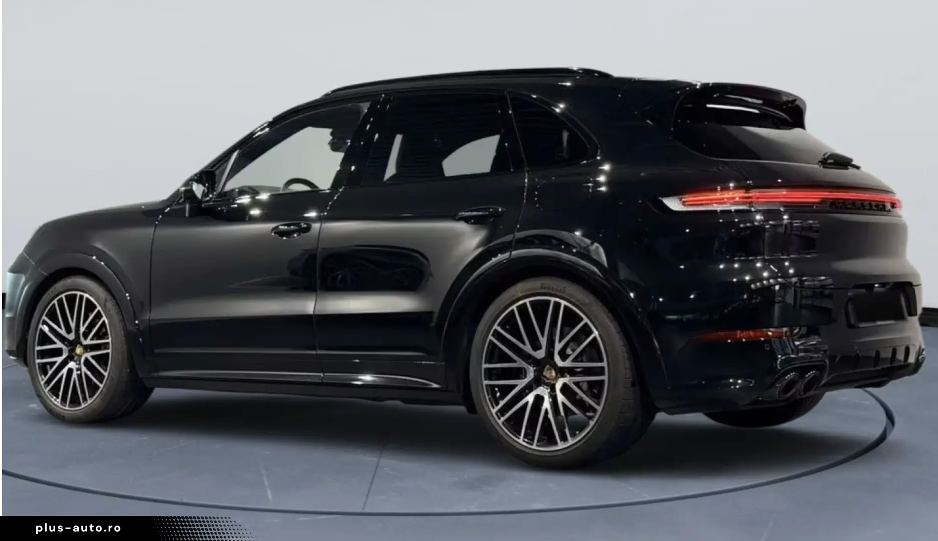 Cayenne E-Hybrid 470hp Pano HUD Pass-display VAT