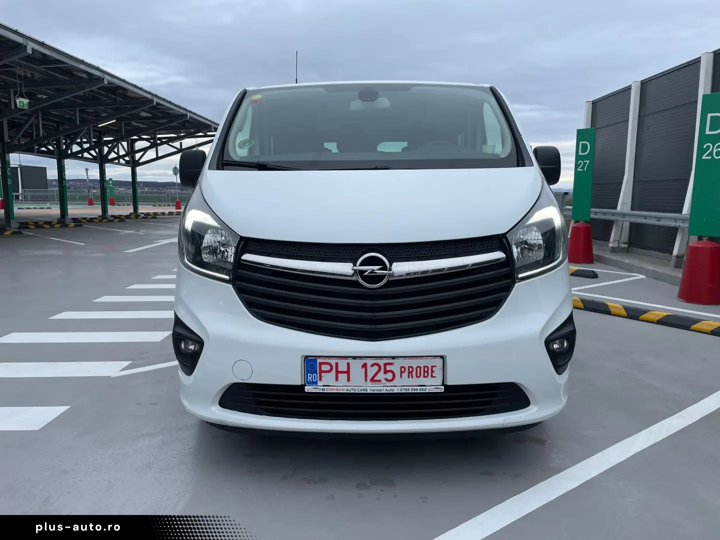 OPEL VIVARO 8 1