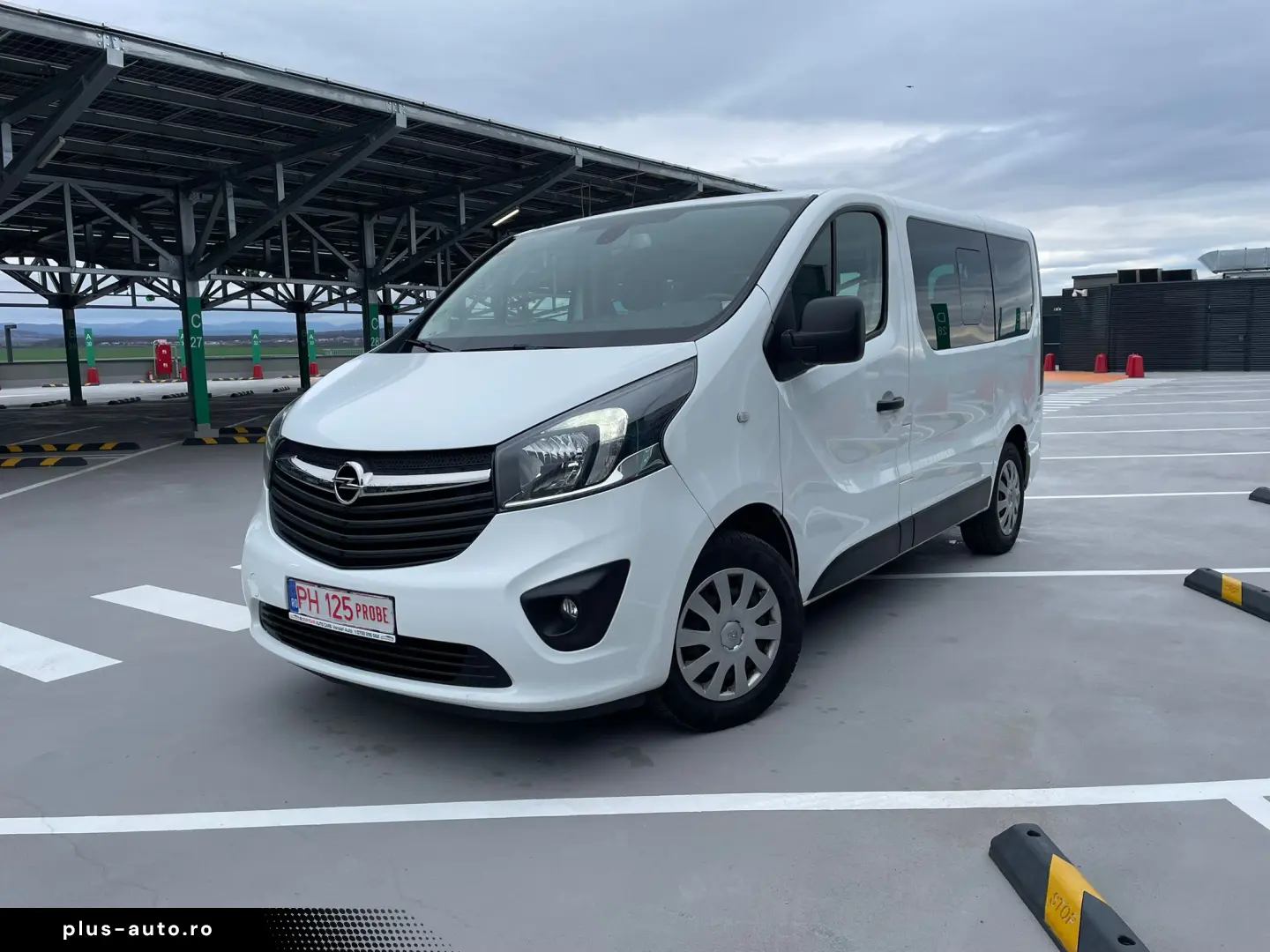 OPEL VIVARO 8 1