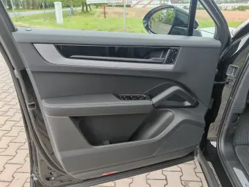 Porsche Cayenne 3.0 V6 Coupe MY2025