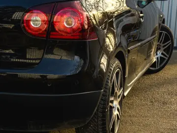 Volkswagen Golf Gen-V-2003-2009