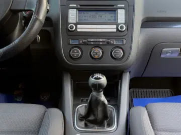 Volkswagen Golf Gen-V-2003-2009