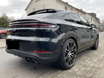 Porsche Cayenne V6 Coupe  ACC HUD PASM