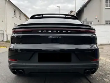 Porsche Cayenne V6 Coupe  ACC HUD PASM