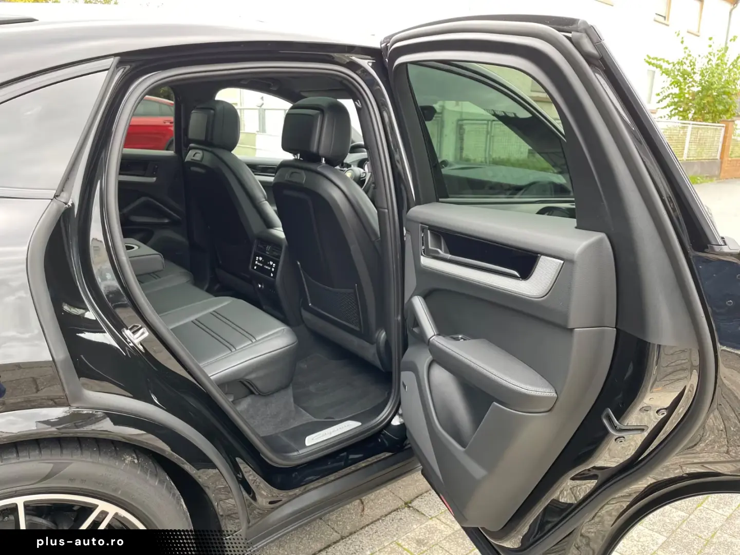 Porsche Cayenne V6 Coupe  ACC HUD PASM