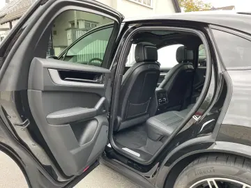 Porsche Cayenne V6 Coupe  ACC HUD PASM