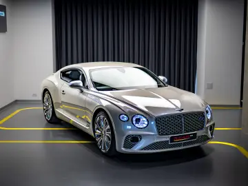 Bentley Continental GT Mulliner 4.0 V8 AWD