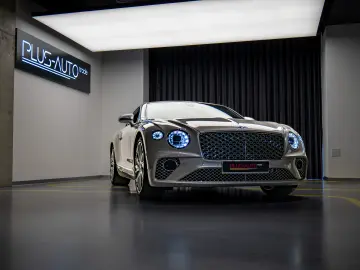 Bentley Continental GT Mulliner 4.0 V8 AWD