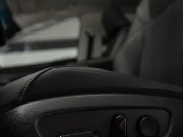 ES 300 300h Business Line Adaptief Cruise Lane C