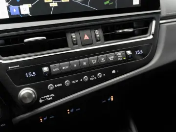 ES 300 300h Business Line Adaptief Cruise Lane C