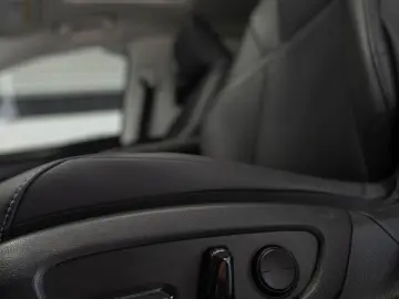 ES 300 300h Business Line Adaptief Cruise Lane C