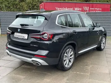 X3 xDrive20d eAHK PanoGlDach HiFi Adapdt LED RFK
