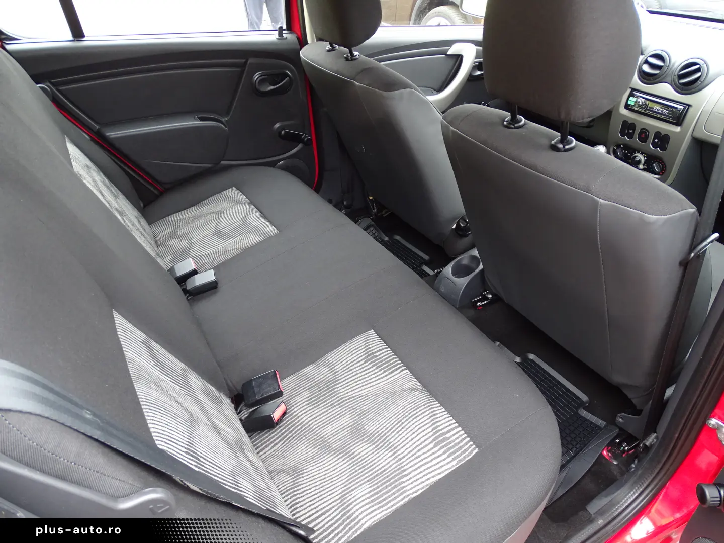 DACIA SANDERO 1.4 MPI 2009