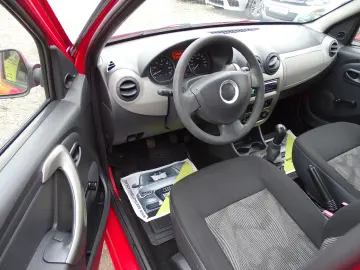 DACIA SANDERO 1.4 MPI 2009