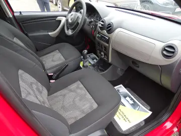 DACIA SANDERO 1.4 MPI 2009