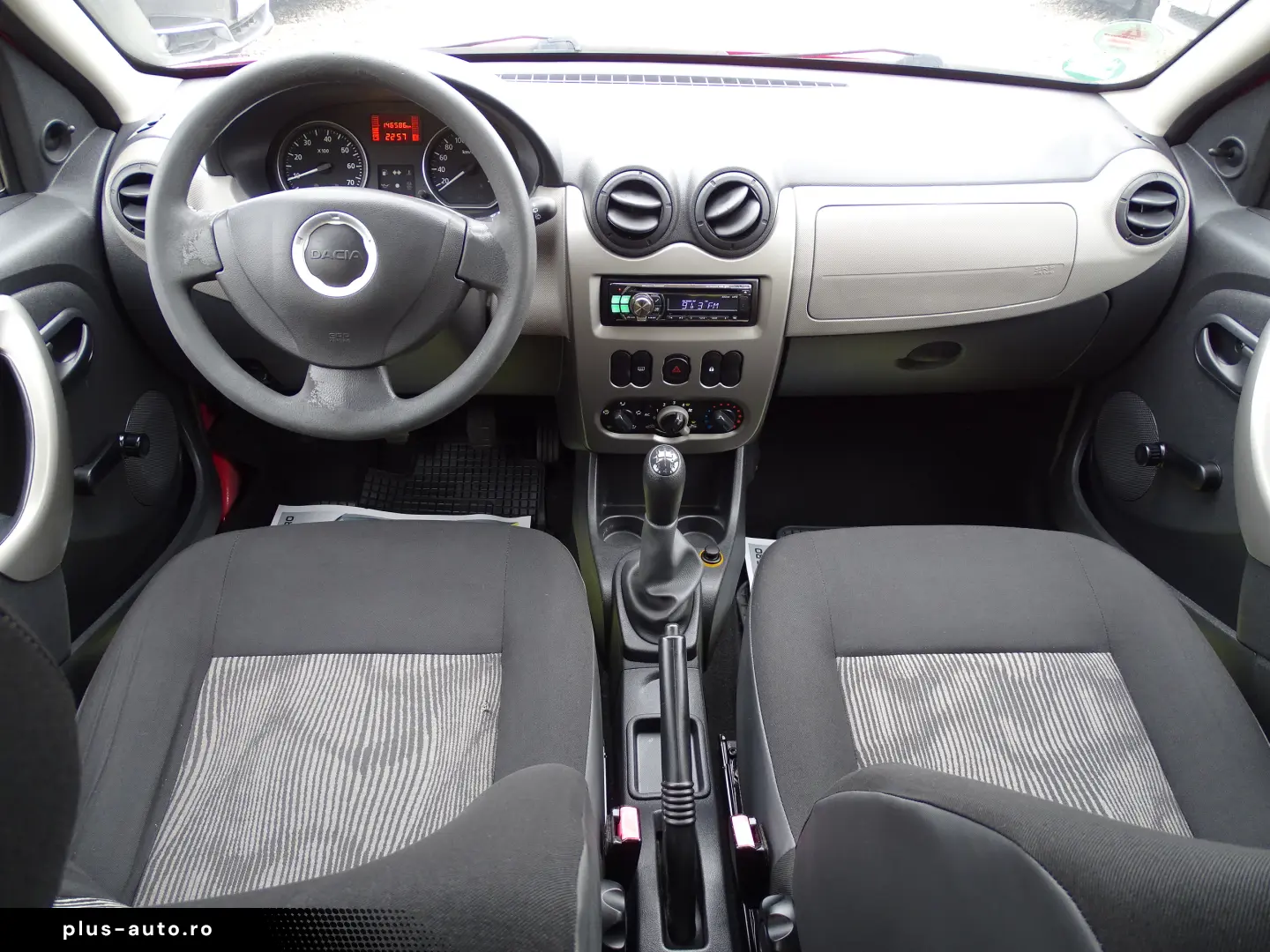 DACIA SANDERO 1.4 MPI 2009